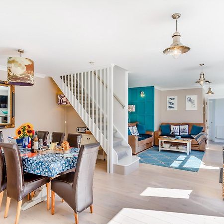 Tregarrek Villa Coverack Bagian luar foto
