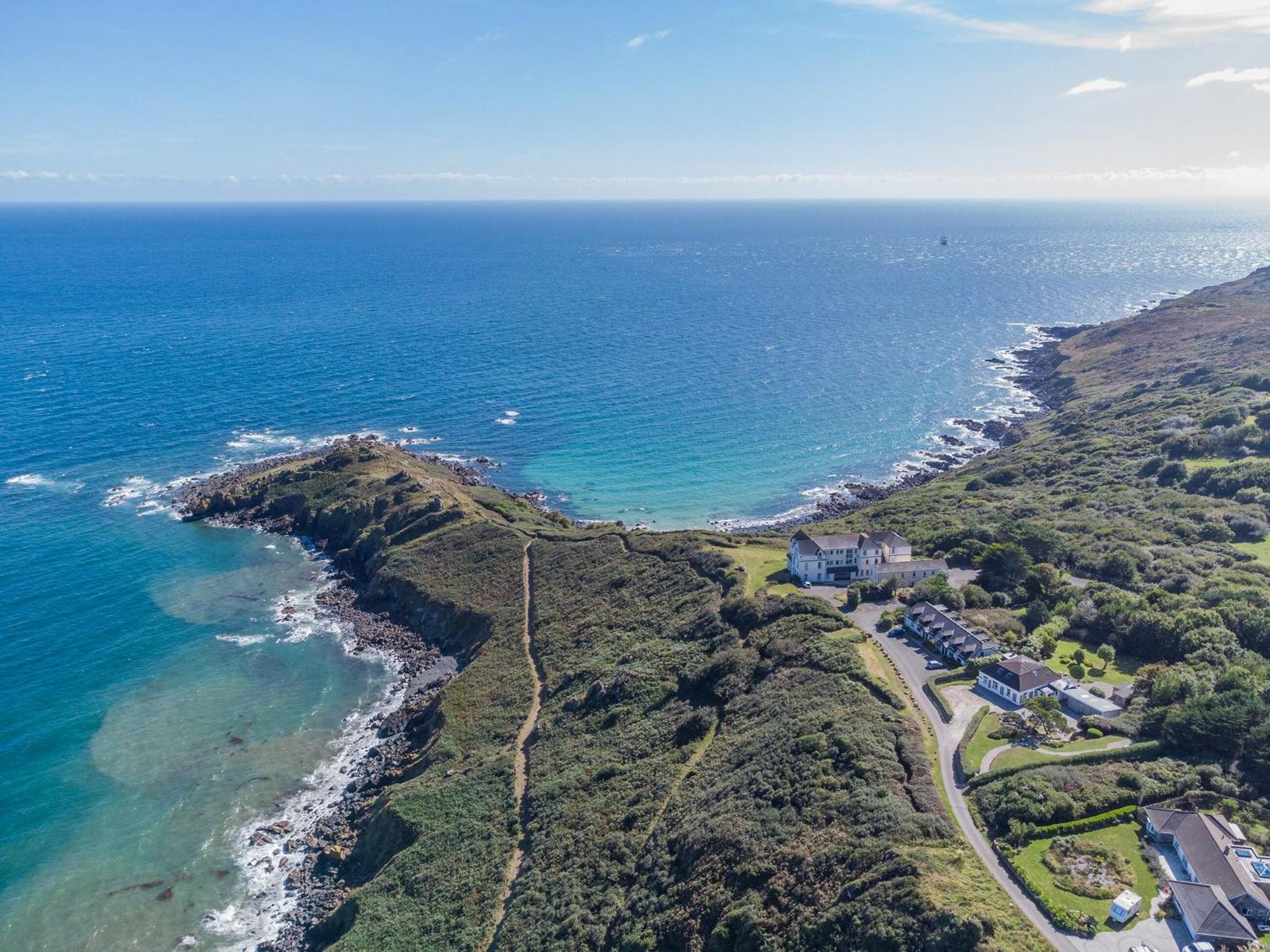 Tregarrek Villa Coverack Bagian luar foto