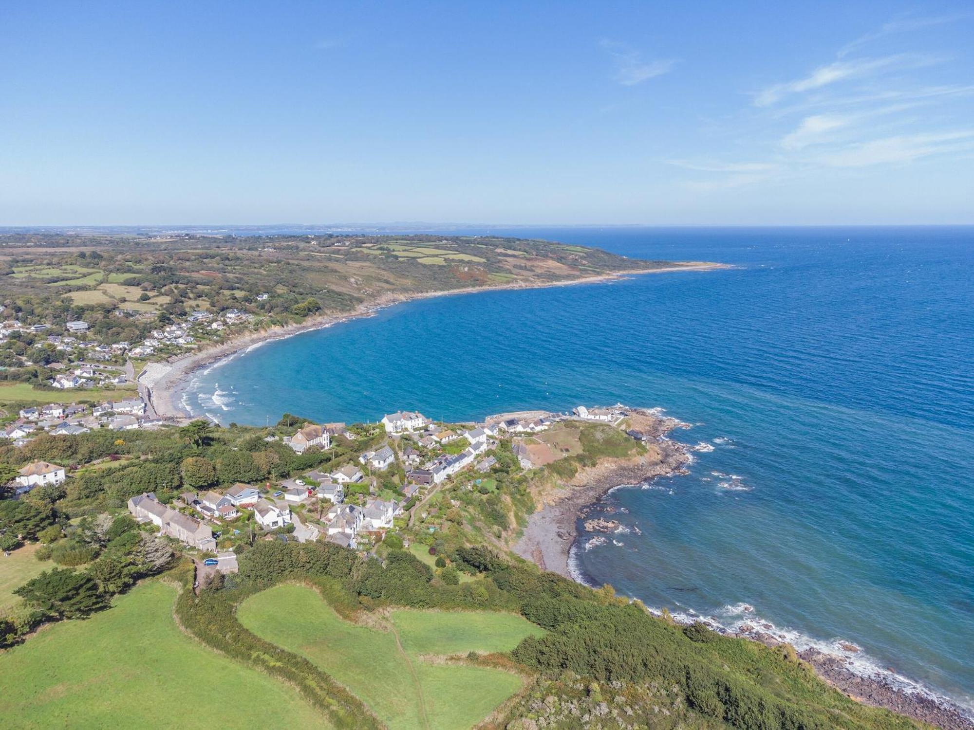 Tregarrek Villa Coverack Bagian luar foto